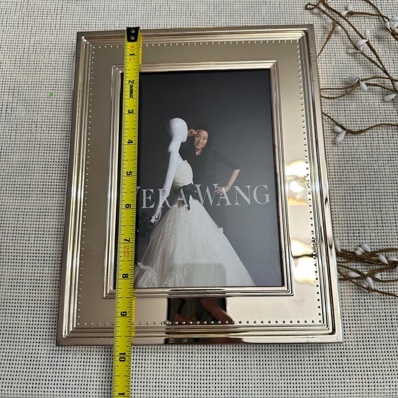 Vera Wang x Wedgwood With Love Photo Frame Silver Plated 5 x 7" approx - Picture 5 of 9